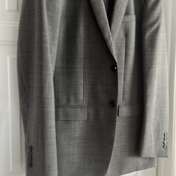 Men’s sport coat. Gently worn. Beautiful - Picture 3 of 4